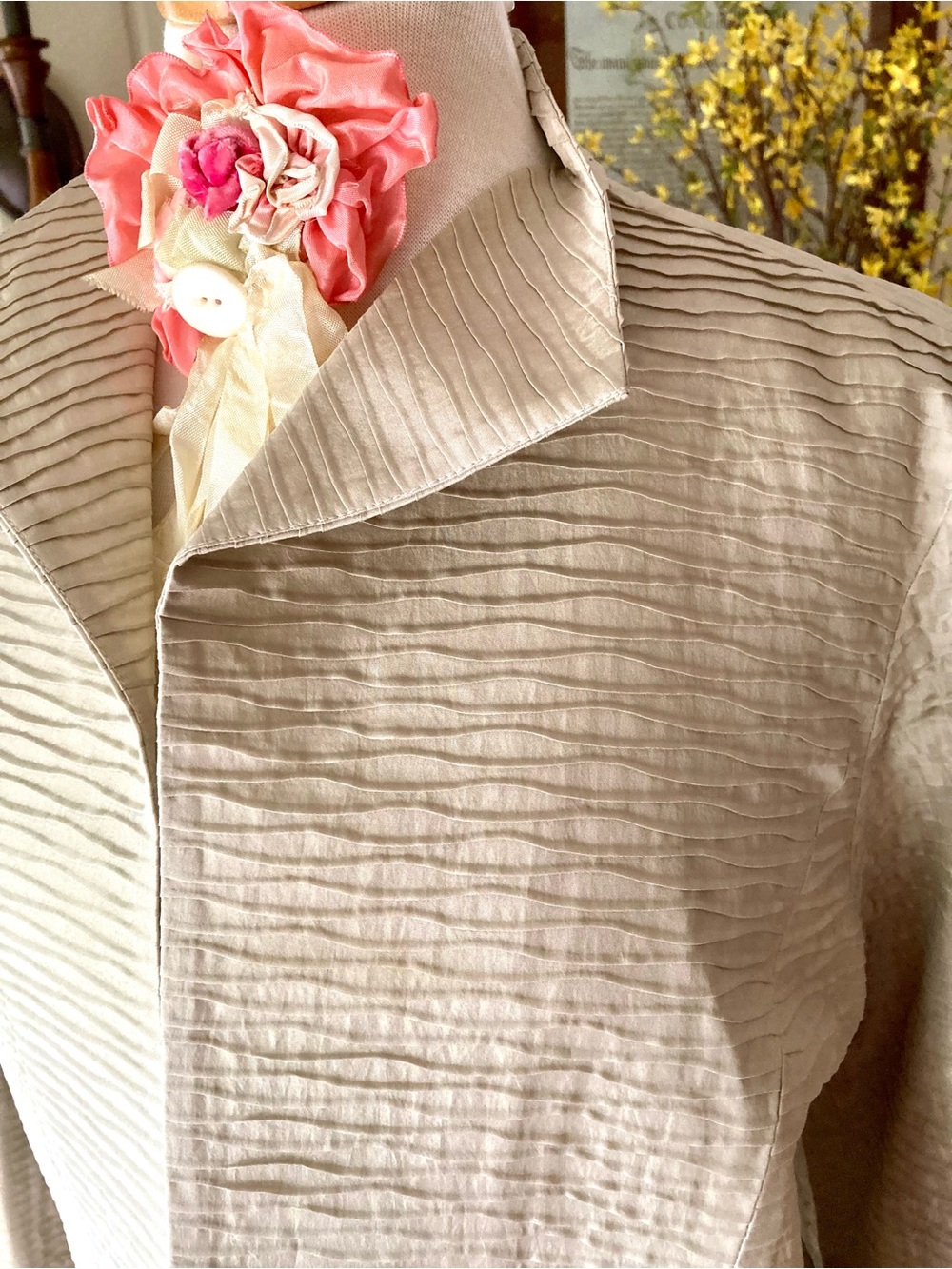 Eileen Fisher Light Beige Silk Textured Open-Front Jacket
